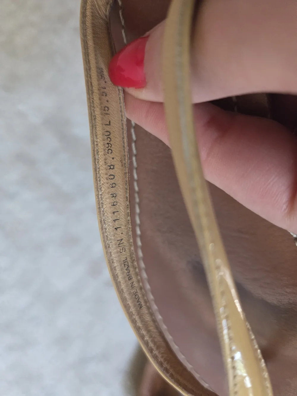 Tory Burch Brown Leather Flip Flop Sandals with Tan Straps Size 9